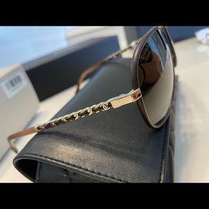 Chanel aviator sunglasses still new wore once